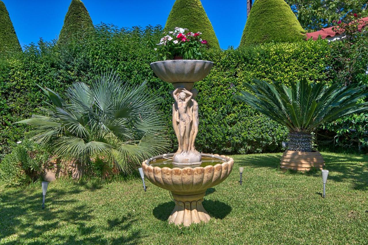 Vacation And Relaxation Home Oropos Nea Palatia Bagian luar foto