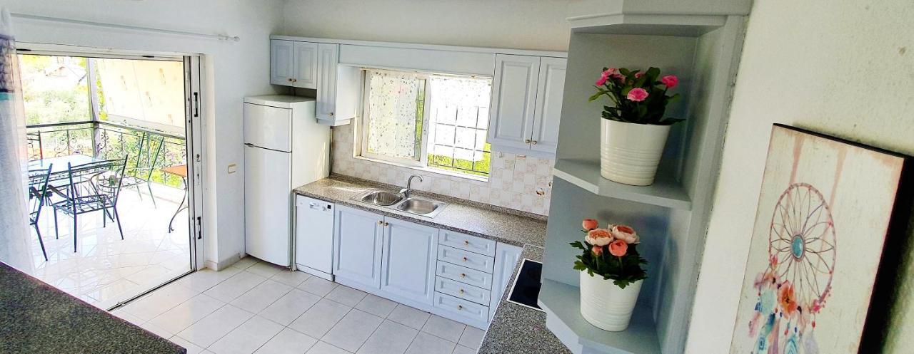 Vacation And Relaxation Home Oropos Nea Palatia Bagian luar foto