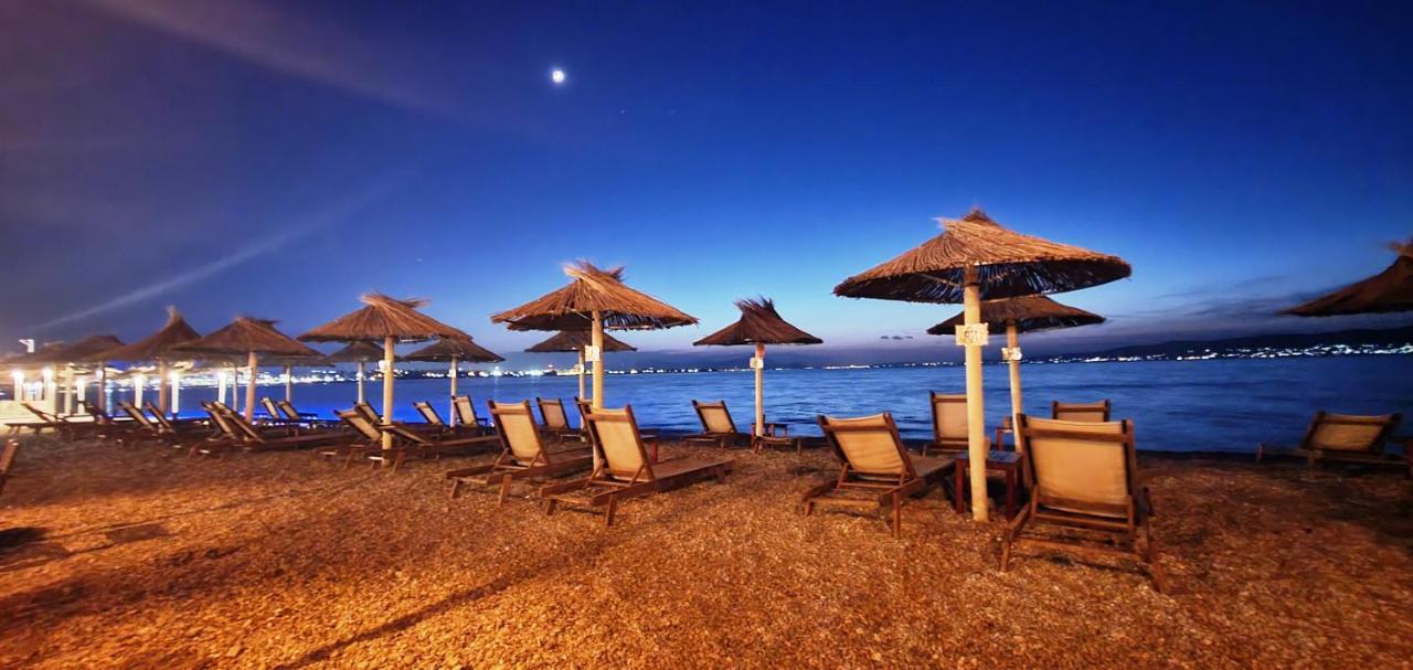 Vacation And Relaxation Home Oropos Nea Palatia Bagian luar foto